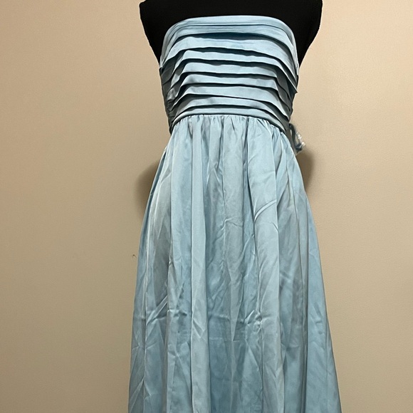 Abercrombie Satin Dress - Picture 5 of 8